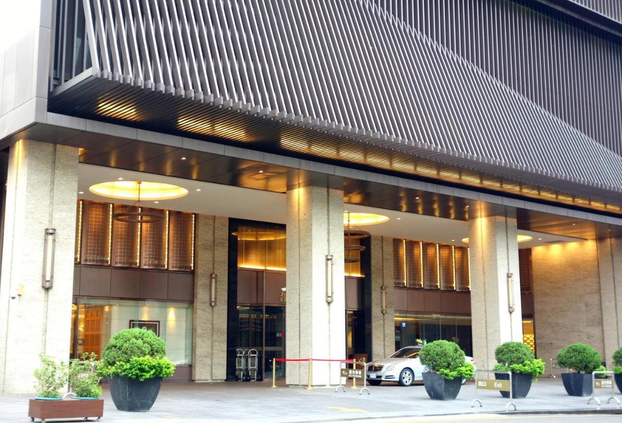 Corner Inn Taichung Exterior foto